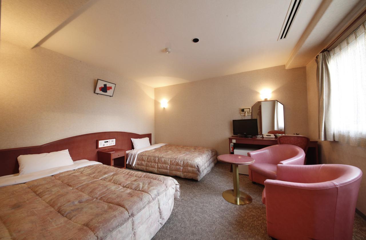 Hotel Taihei Matsuyama  Buitenkant foto